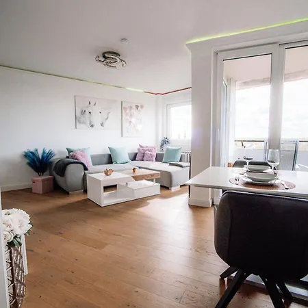 Am Neuen Teich -balkon- 4 Personen -waschmaschine דירה *