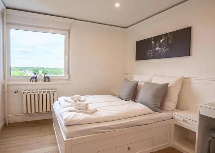 Apartment Am Neuen Teich -balkon- 4 Personen -waschmaschine *